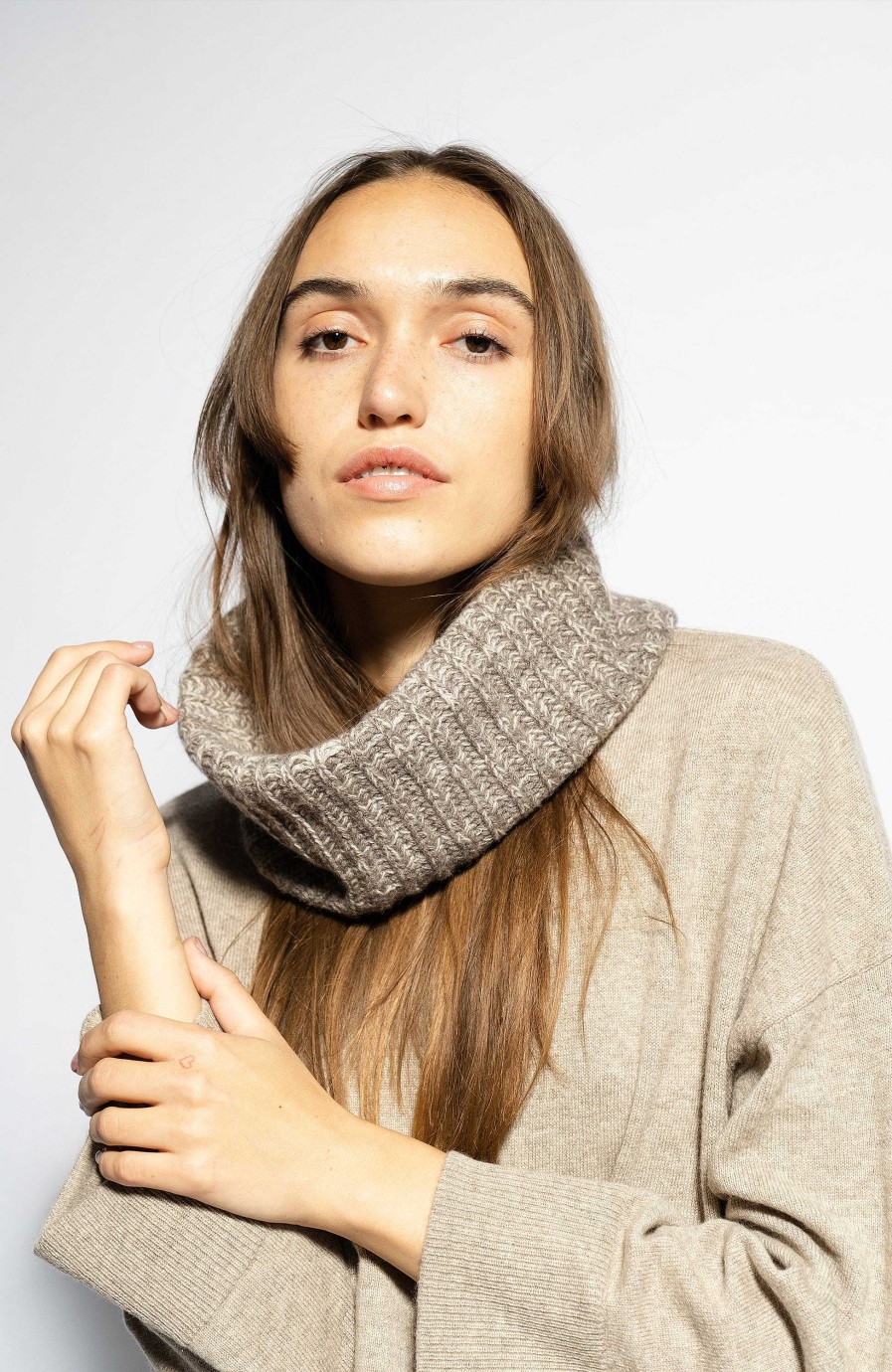 Women FTC CASHMERE | Cashmere Loop Scarf